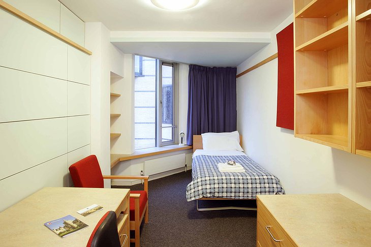 Oxford University Bed And Breakfast - Unique "Back To School" Accommodation